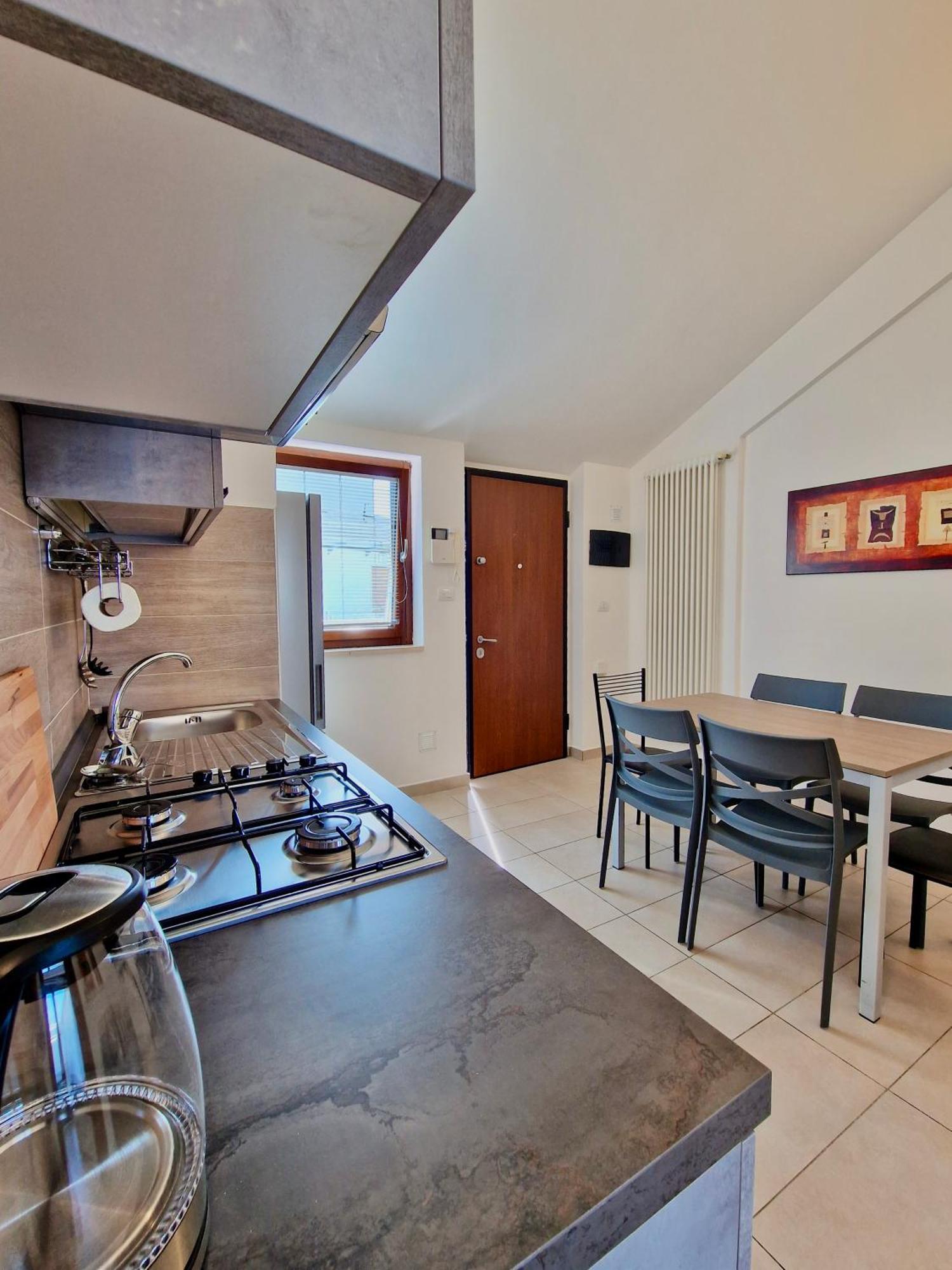 Casa Elena By Tramonti Apartments LʼAquila Exterior foto